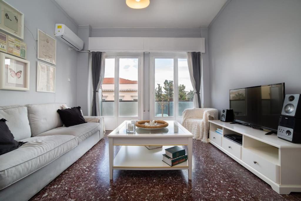 Cosy Apartment With Acropolis View Athens Luaran gambar